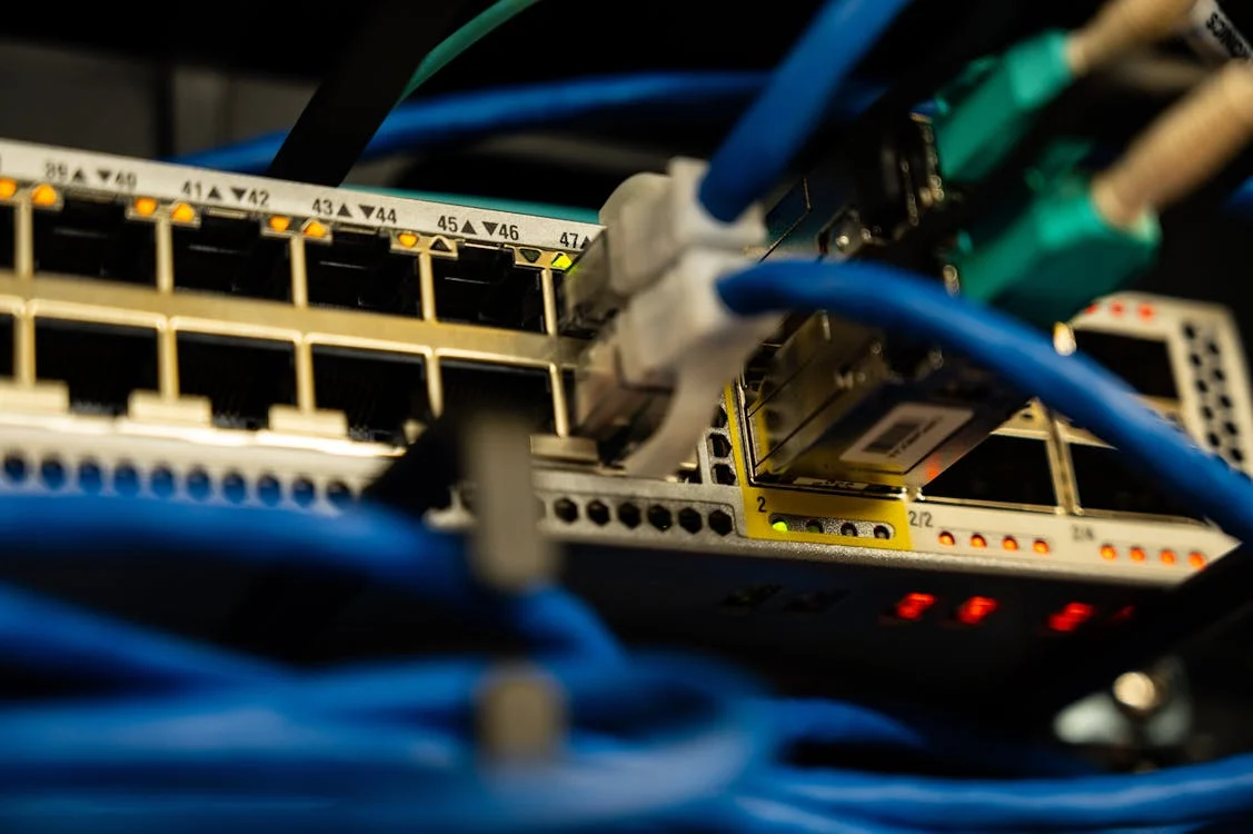 CURSO INSTALACIÓN CONFIGURACIÓN MANTENIMIENTO REDES