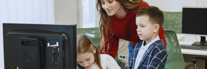 Are you a teacher? Update your digital skills to get the most out of your classes!