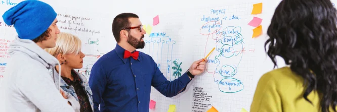 Communication phases: Beyond sender and receiver