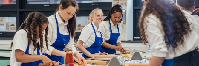 Aprende cómo se llama la carrera para ser chef y qué necesitas para ser uno