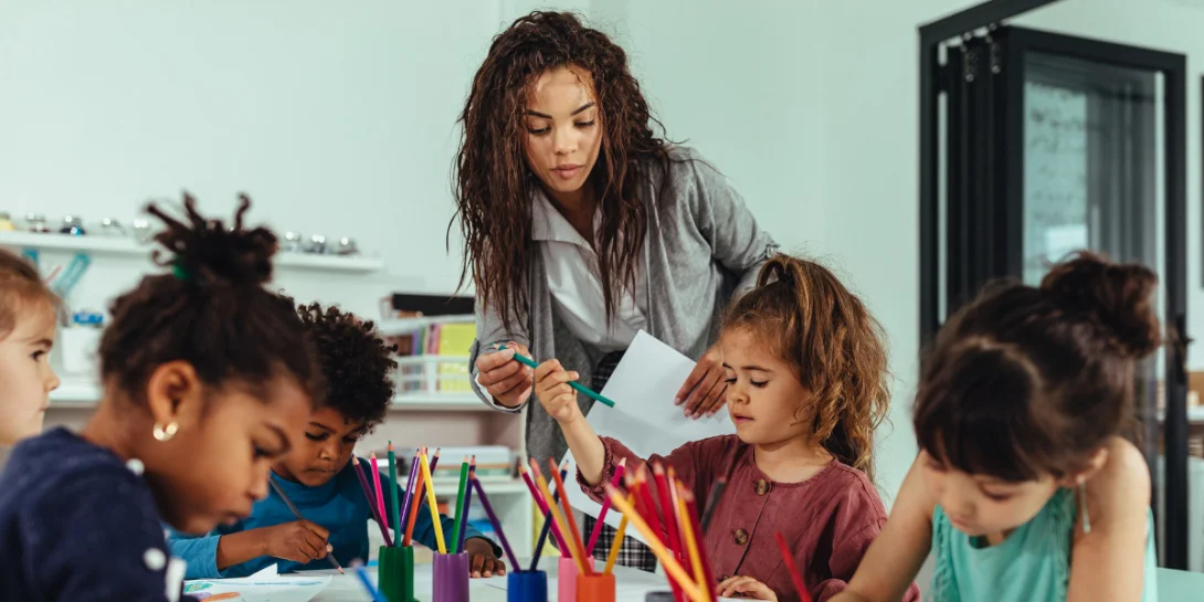 ¿Puedo opositar con un Grado Medio en Educación Infantil?